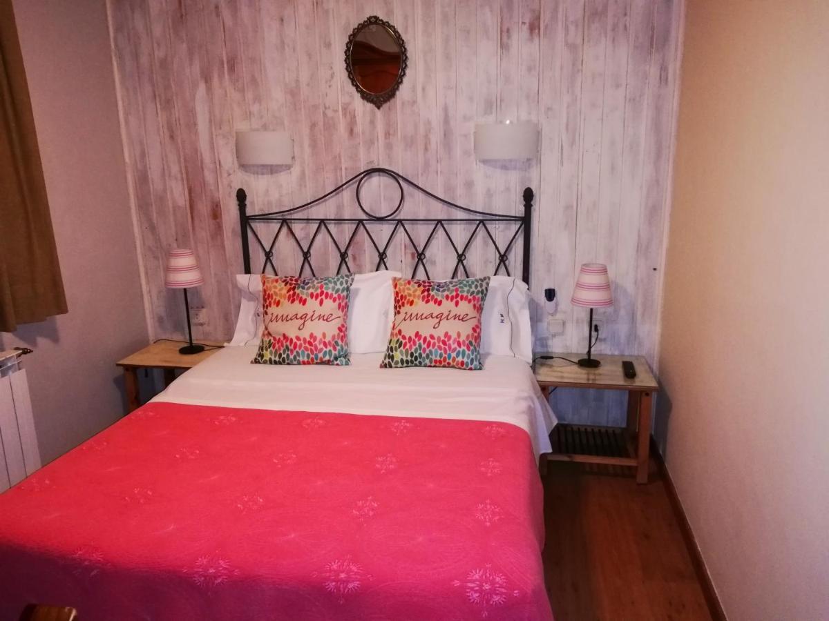 Hostal Martin - Sanabria Ribadelago Ngoại thất bức ảnh