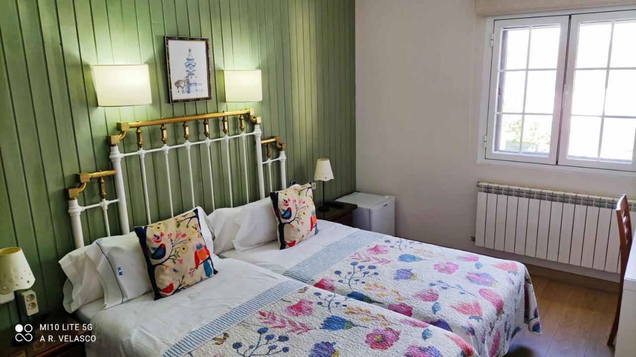 Hostal Martin - Sanabria Ribadelago Ngoại thất bức ảnh