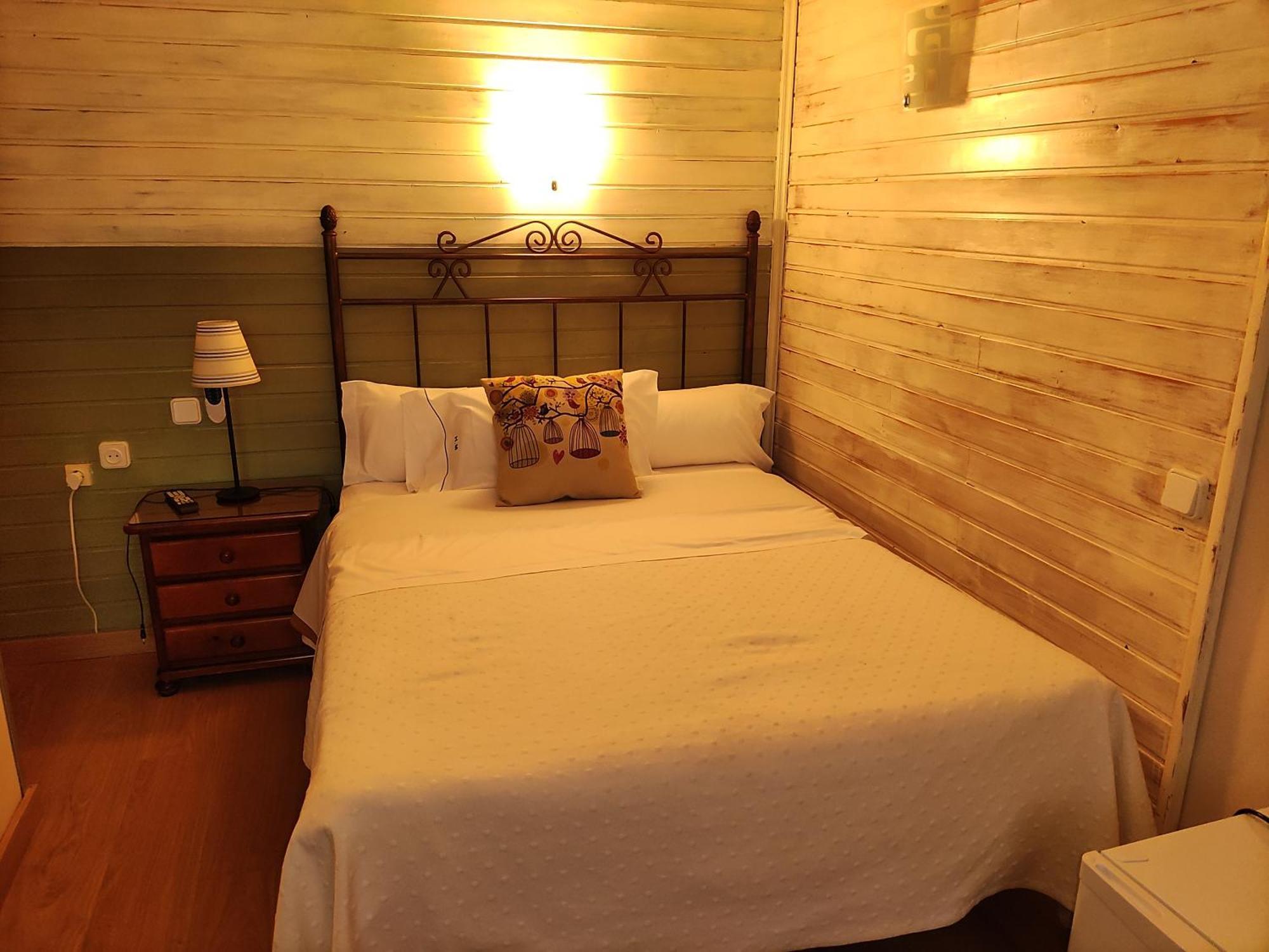 Hostal Martin - Sanabria Ribadelago Ngoại thất bức ảnh