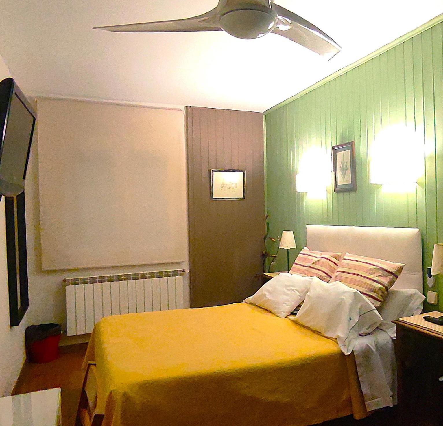 Hostal Martin - Sanabria Ribadelago Ngoại thất bức ảnh