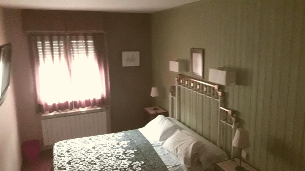 Hostal Martin - Sanabria Ribadelago Ngoại thất bức ảnh