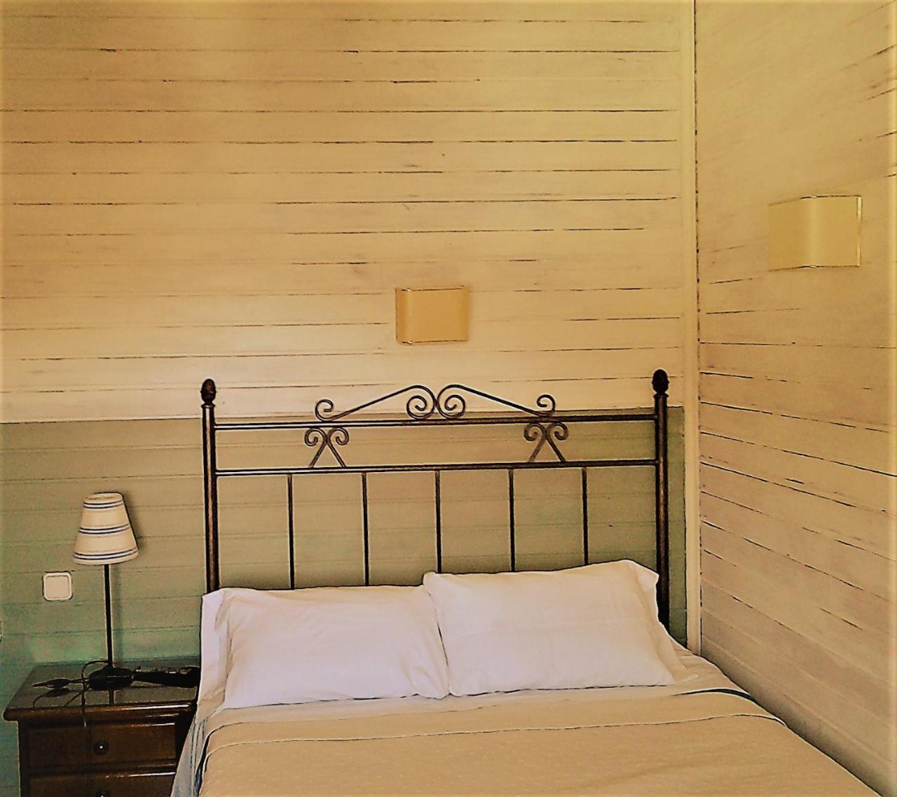 Hostal Martin - Sanabria Ribadelago Ngoại thất bức ảnh